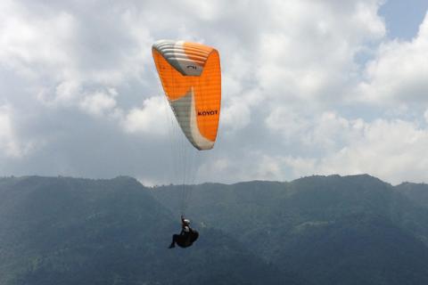 Paragliding in Nepal