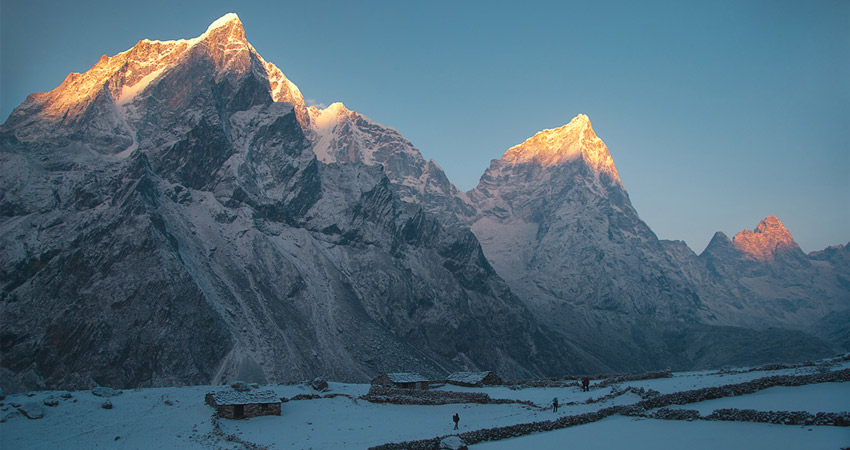 Everest Mountain Range