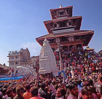 Crowds enjoying Holi in Basantapur